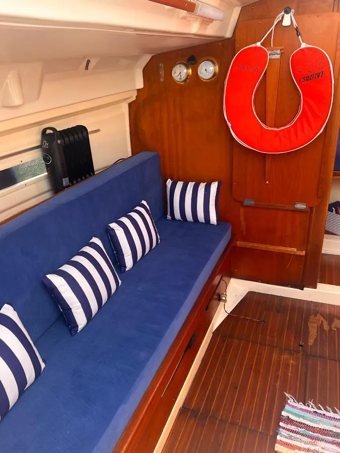 Location Botel Antibes